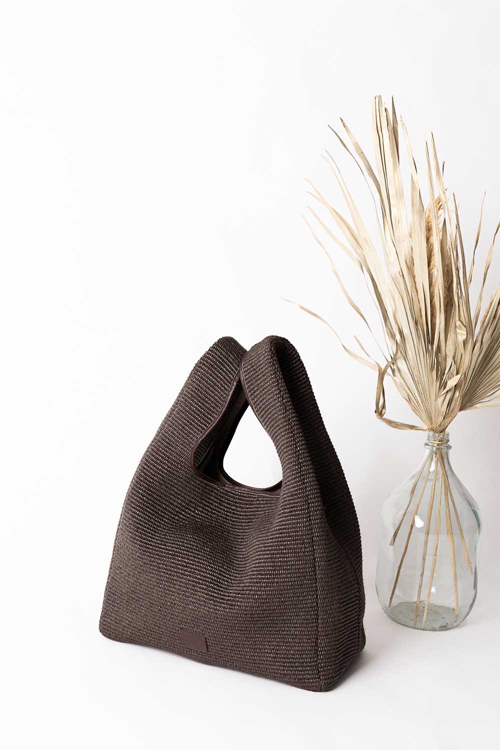 coolt, bobs over rafia cacao, 2024, fashion made in italy